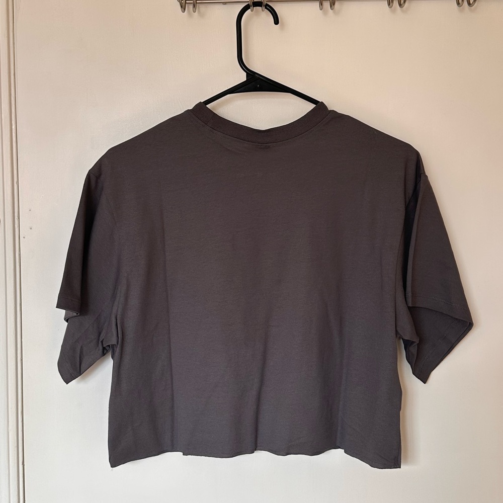 H&M Gray Crop Top - Picture 5 of 5